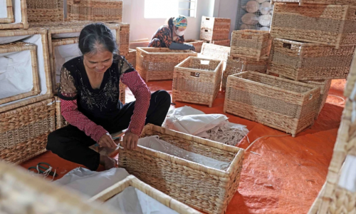 Làng nghề đan cỏ tế Phú Túc – điểm du lịch mới của Hà Nội